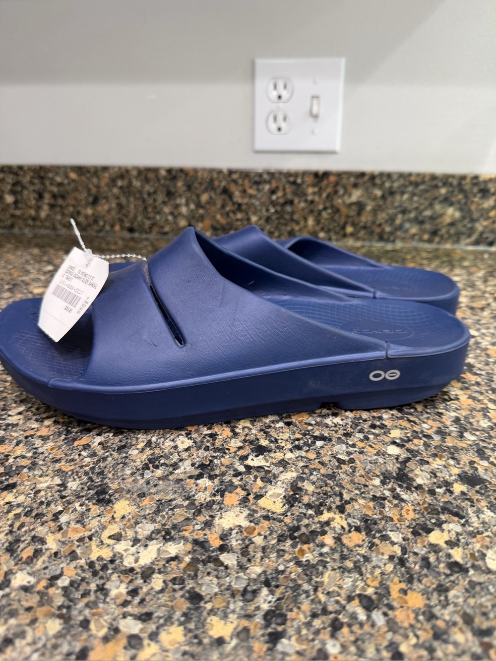 OOFOS OOah Slide Sandals in Navy Blue Mens 10/ ladies 12